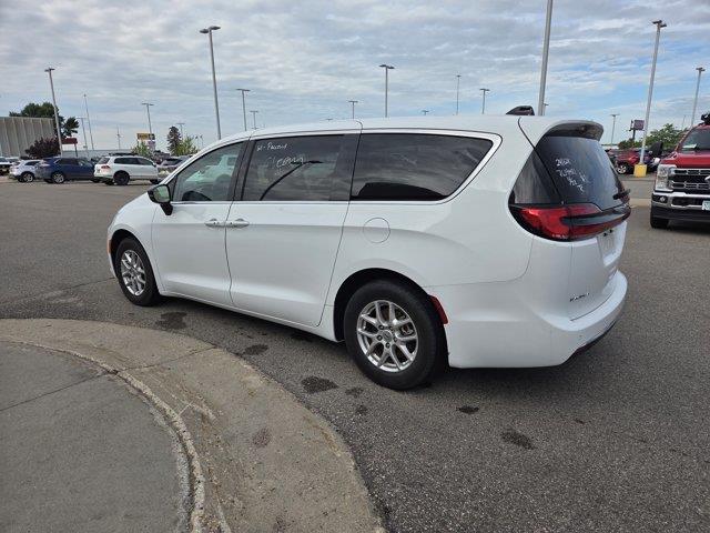 2024 Chrysler Pacifica - $25,849