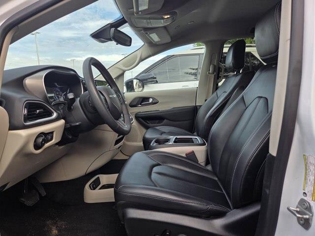 2024 Chrysler Pacifica - $25,849