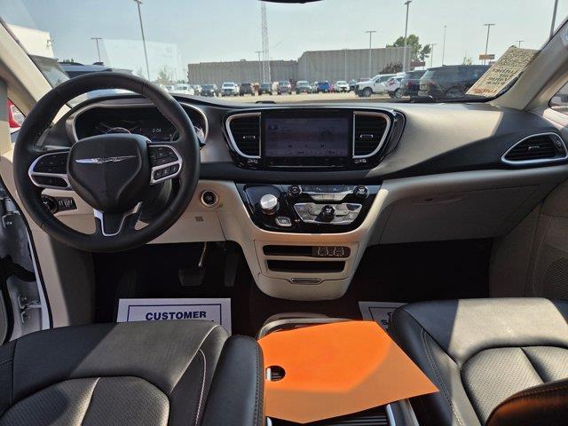 2024 Chrysler Pacifica - $25,849