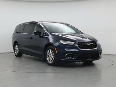Photo of a 2024 Chrysler Pacifica Touring L 4DR Mini-Van for sale