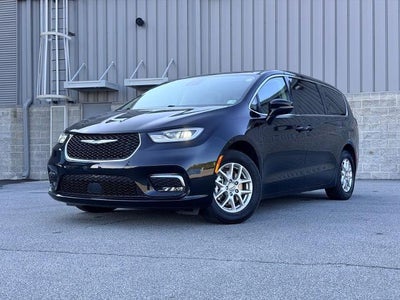 Photo of a 2024 Chrysler Pacifica Touring L 4DR Mini-Van for sale