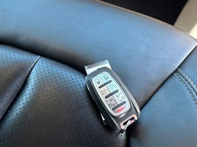 2024 Chrysler Pacifica - $19,400