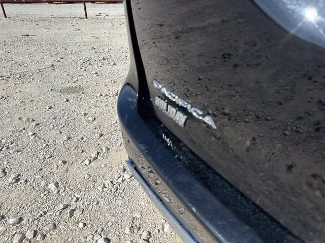 2024 Chrysler Pacifica - $19,400