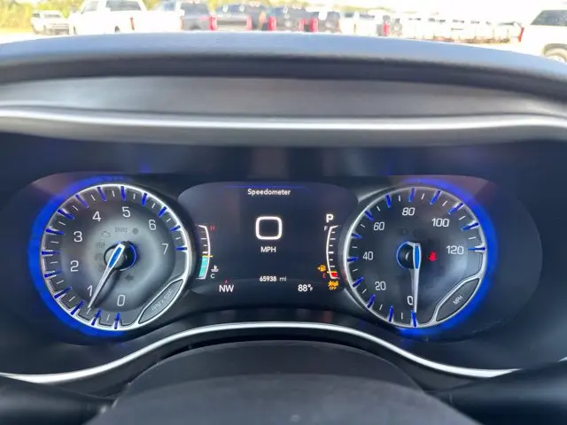 2024 Chrysler Pacifica - $19,400