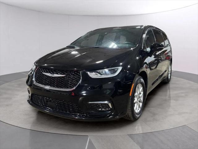 2025 Chrysler Pacifica - $25,495