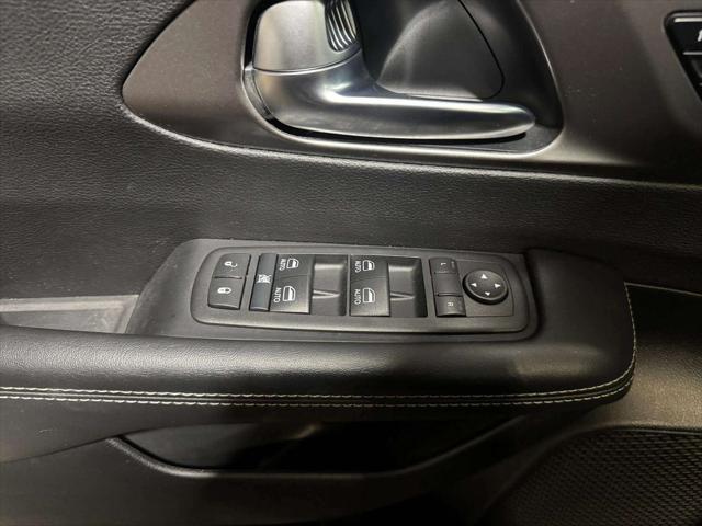 2025 Chrysler Pacifica - $25,495