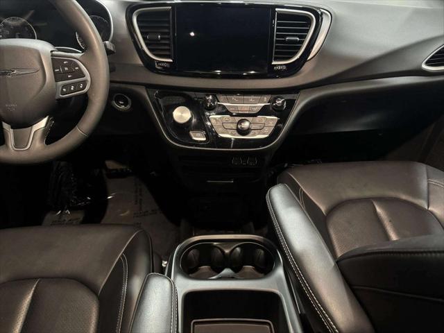 2025 Chrysler Pacifica - $25,495