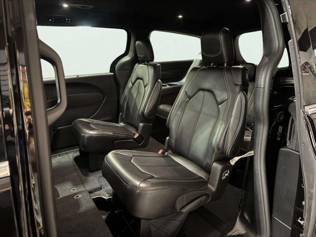 2025 Chrysler Pacifica - $25,495