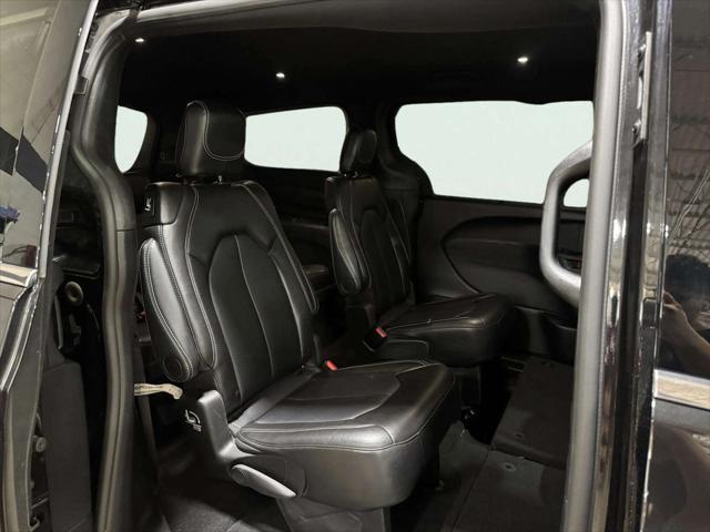 2025 Chrysler Pacifica - $25,495