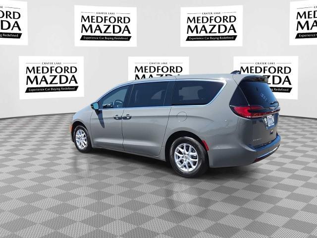 2025 Chrysler Pacifica - $24,735