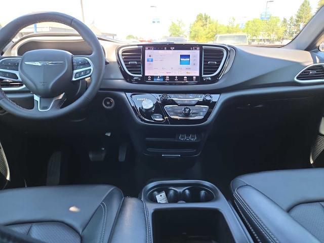 2025 Chrysler Pacifica - $24,735