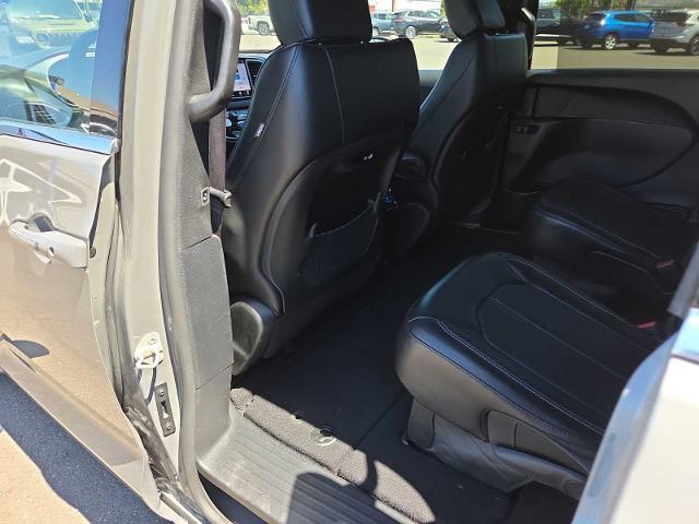 2025 Chrysler Pacifica - $24,735