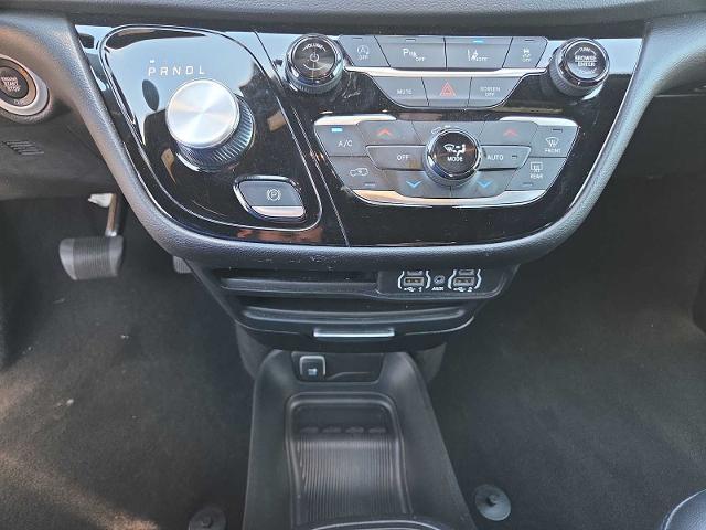 2025 Chrysler Pacifica - $24,735