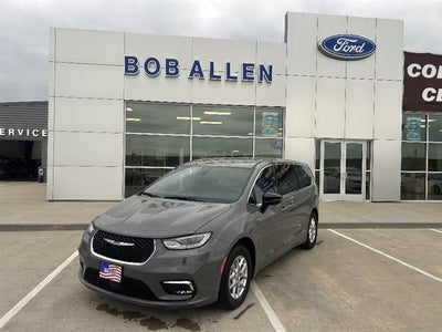 2025 Chrysler Pacifica Select 4DR Mini-Van