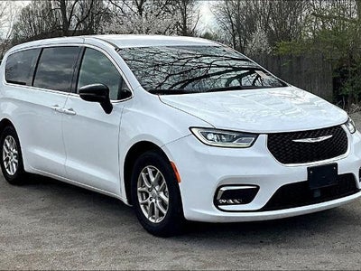 2025 Chrysler Pacifica Select 4DR Mini-Van