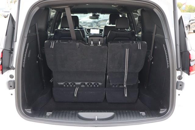 2026 Chrysler Pacifica - $32,990