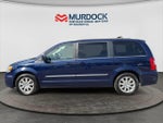 2015 Town and Country Thumbnail 6