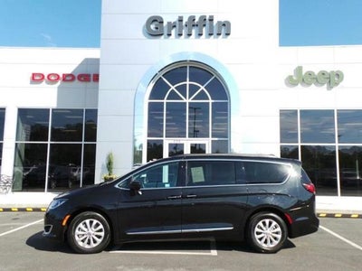 2017 Chrysler Pacifica Touring-L 4DR Mini-Van