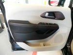2017 Pacifica Thumbnail 11