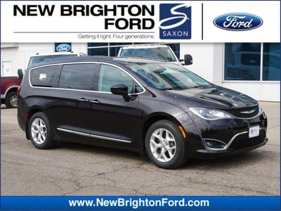 Photo of a 2017 Chrysler Pacifica Touring-L 4DR Mini-Van for sale