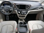 2017 Pacifica Thumbnail 9