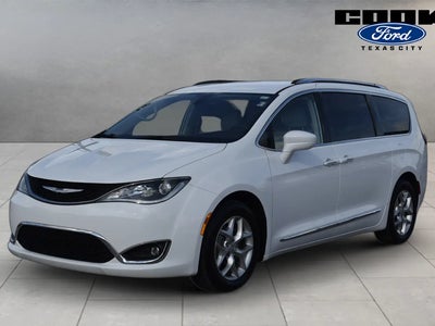 2019 Chrysler Pacifica Touring L 4DR Mini-Van