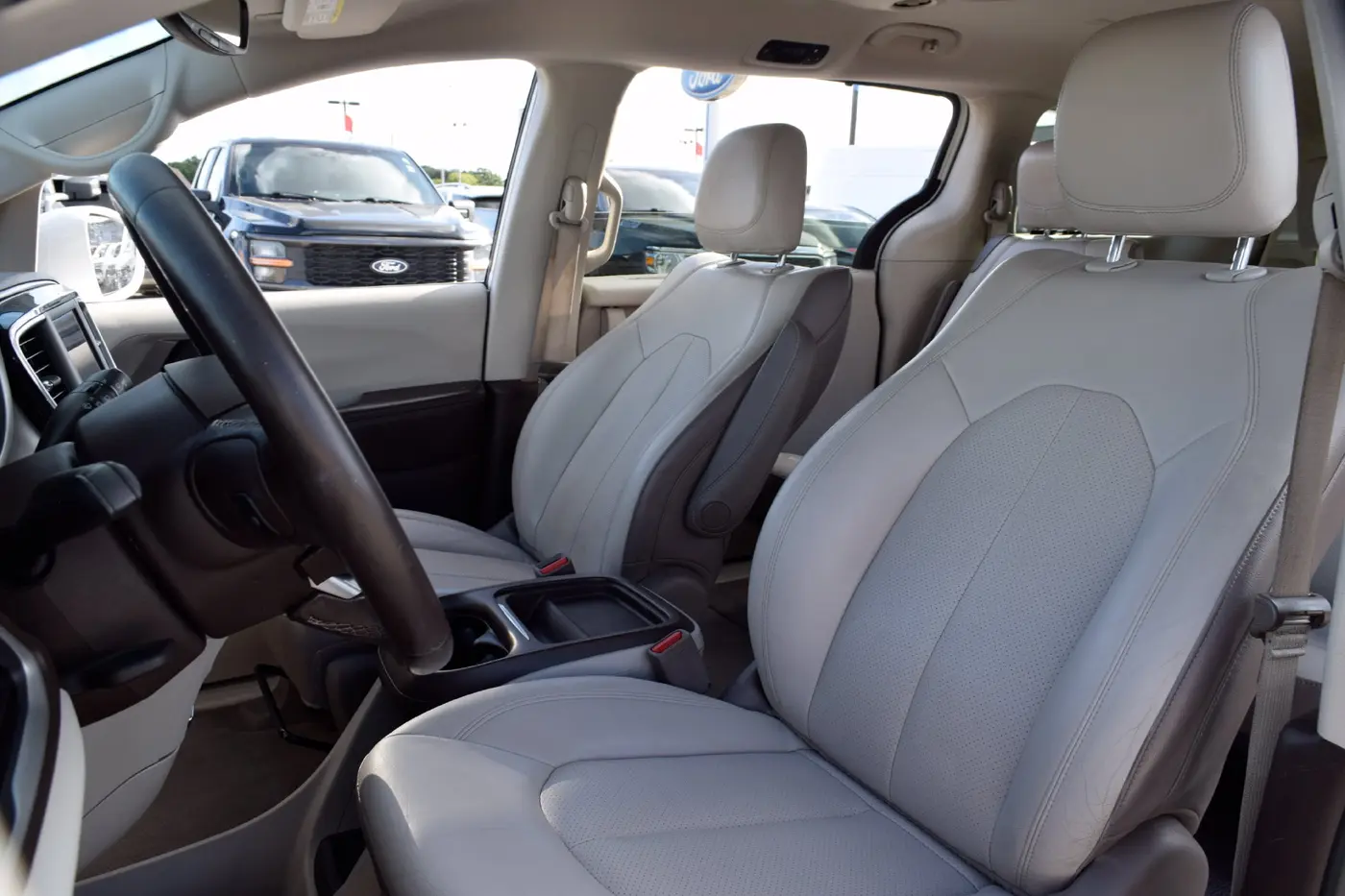 2019 Chrysler Pacifica - $14,725