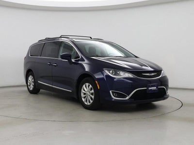 Photo of a 2019 Chrysler Pacifica Touring L 4DR Mini-Van for sale