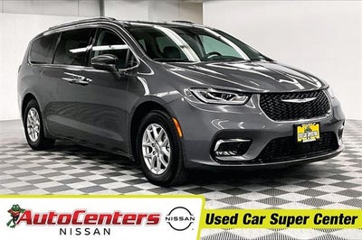 Photo of a 2021 Chrysler Pacifica Touring L 4DR Mini-Van for sale