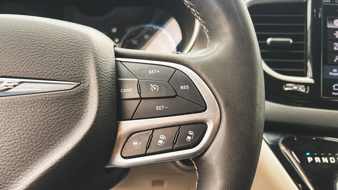 2022 Chrysler Pacifica Touring L