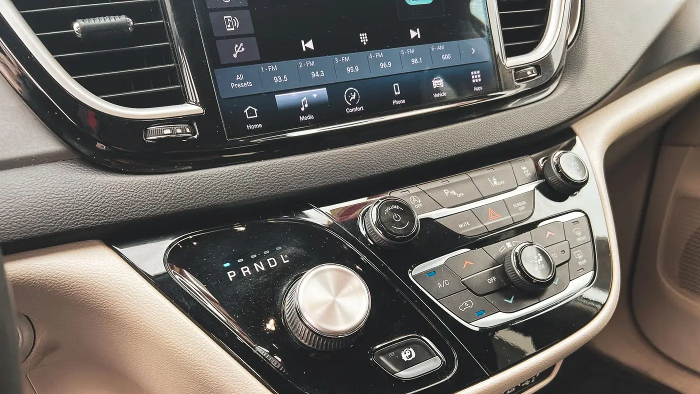 2022 Chrysler Pacifica Touring L