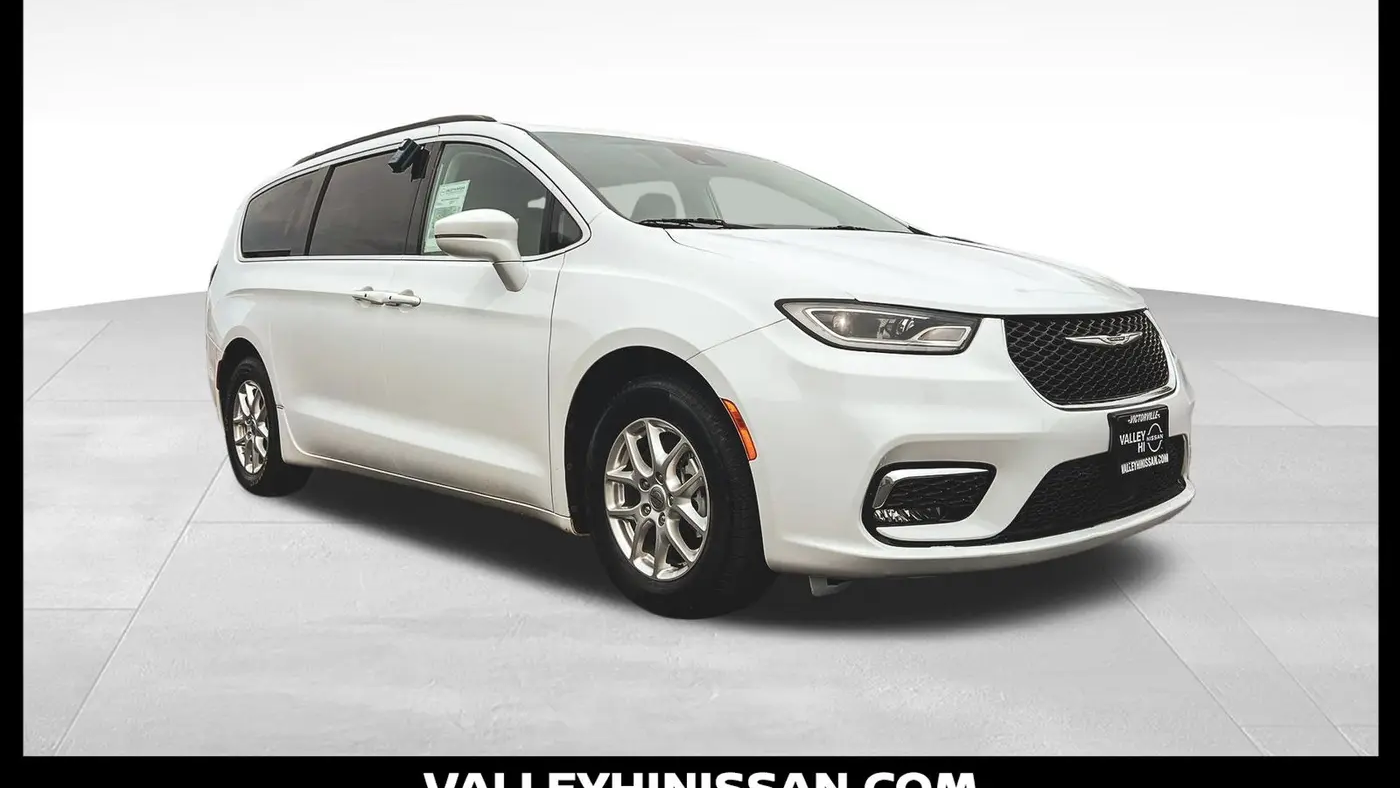 Preowned 2022 Chrysler Pacifica Touring L for Sale