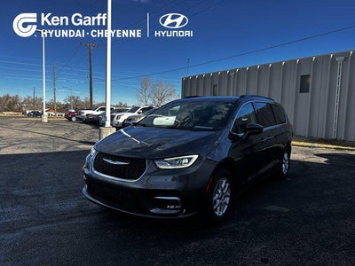 2022 Chrysler Pacifica Touring L 4DR Mini-Van