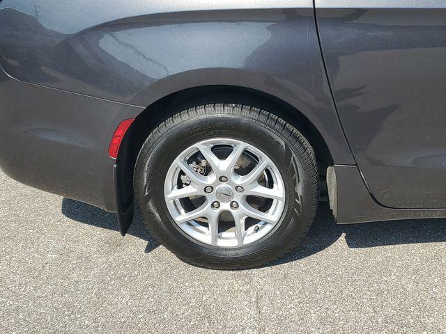 2022 Chrysler Pacifica - $14,549