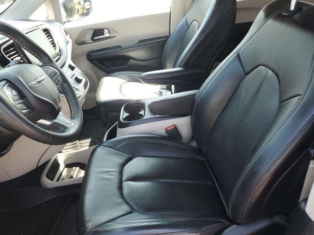 2022 Chrysler Pacifica - $14,549