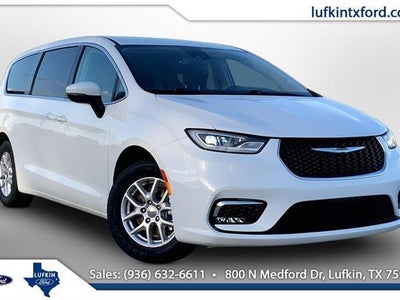 2023 Chrysler Pacifica Touring L 4DR Mini-Van
