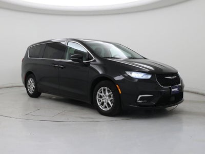 Photo of a 2023 Chrysler Pacifica Touring L 4DR Mini-Van for sale