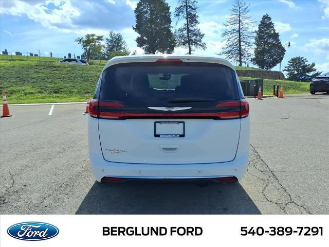 2023 Chrysler Pacifica - $19,977