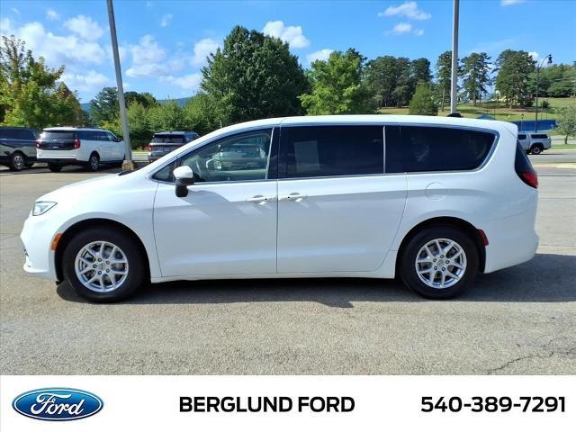2023 Chrysler Pacifica - $19,977