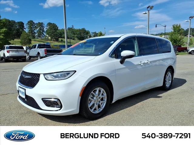 2023 Chrysler Pacifica - $19,977