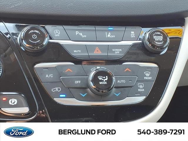 2023 Chrysler Pacifica - $19,977