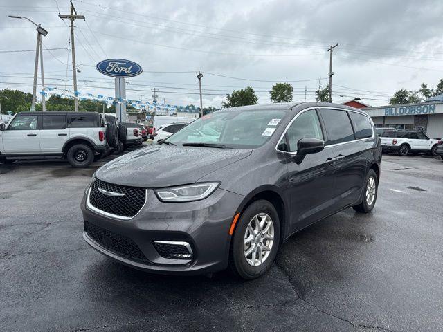 2023 Chrysler Pacifica - $20,999