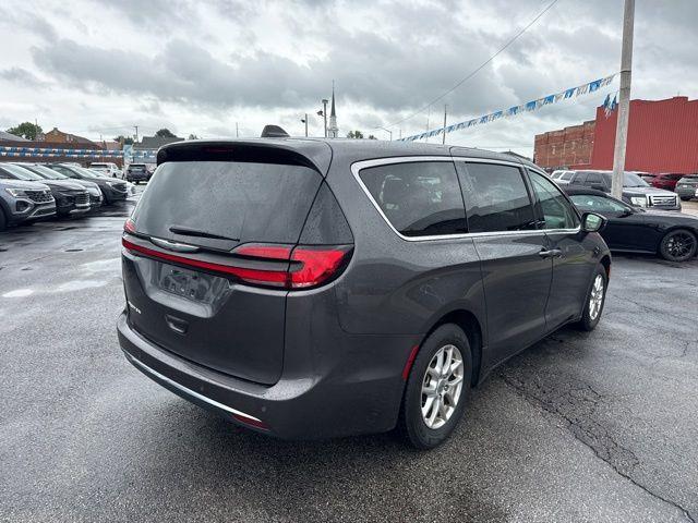 2023 Chrysler Pacifica - $20,999