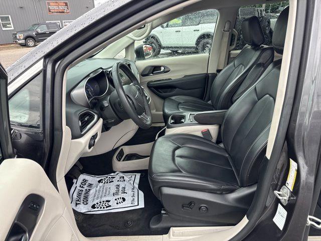 2023 Chrysler Pacifica - $20,999