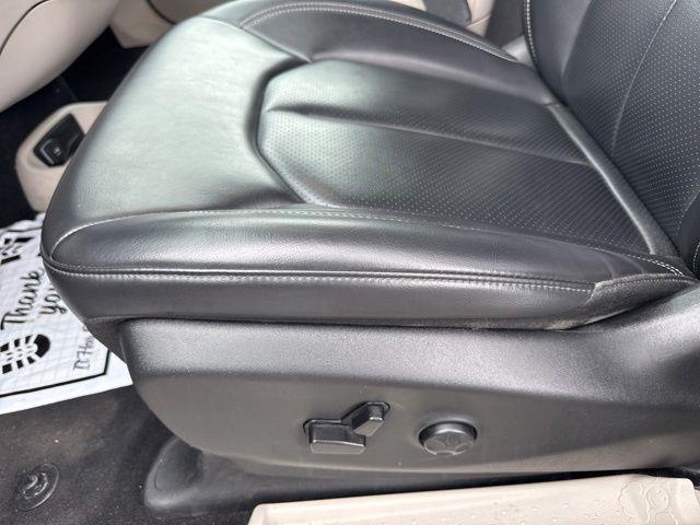 2023 Chrysler Pacifica - $20,999