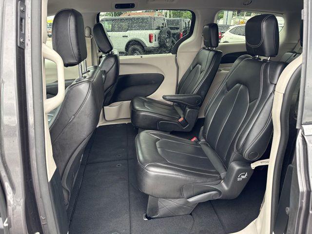2023 Chrysler Pacifica - $20,999