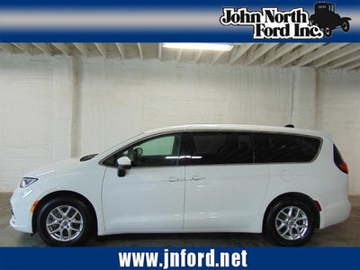 Photo of a 2023 Chrysler Pacifica Touring L 4DR Mini-Van for sale