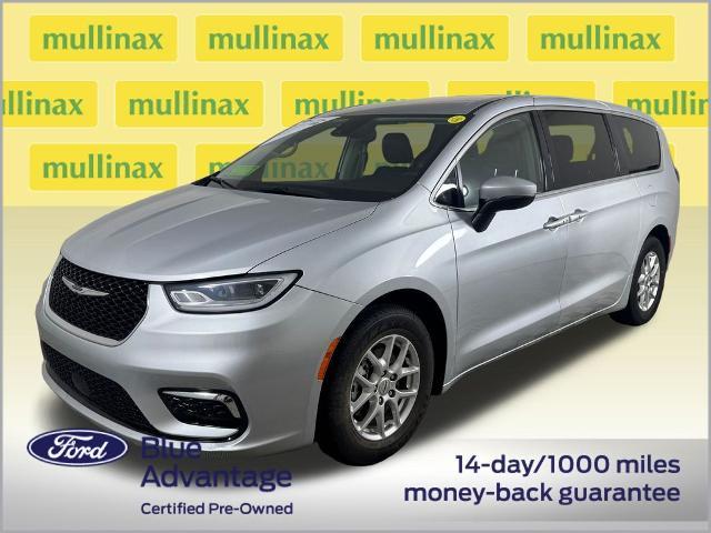 2023 Chrysler Pacifica - $19,500
