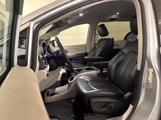 2023 Chrysler Pacifica - $19,500
