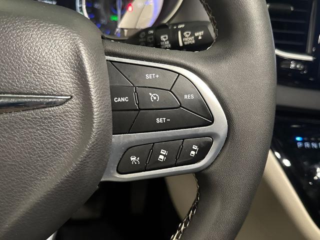 2023 Chrysler Pacifica - $19,500